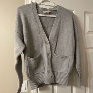 Elegant Grey V-Neck Cardigan